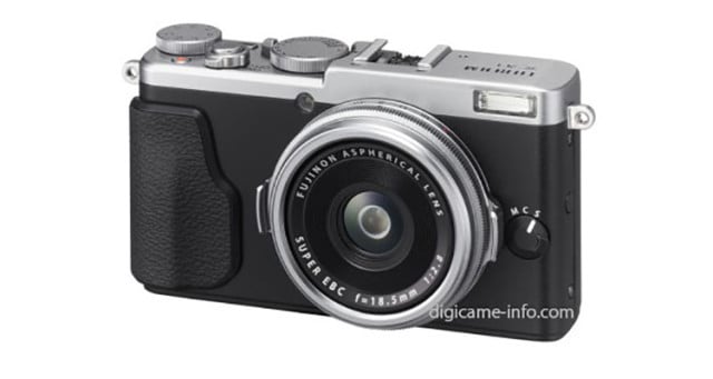fuji_x70_silver_front