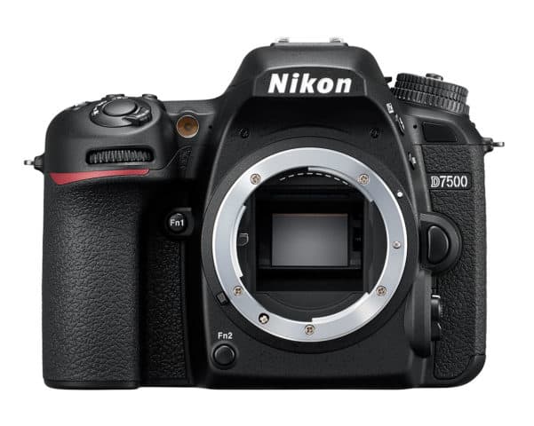 Nikon D7500 Front