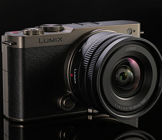 Panasonic Lumix S9