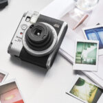 Fujifilm erweitert instax mini 99 um Farbvariante Silver Instax mini 99 silber 4