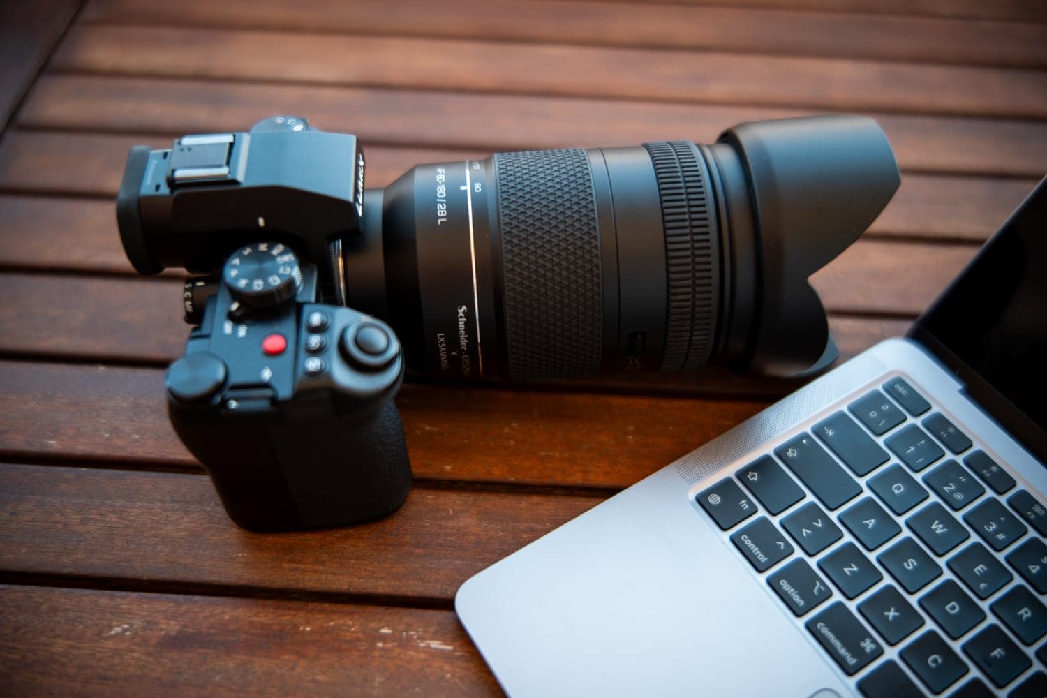 Samyang AF 60-180mm F2.8 L-mount Samyang AF 60-180mm F2.8 L-mount